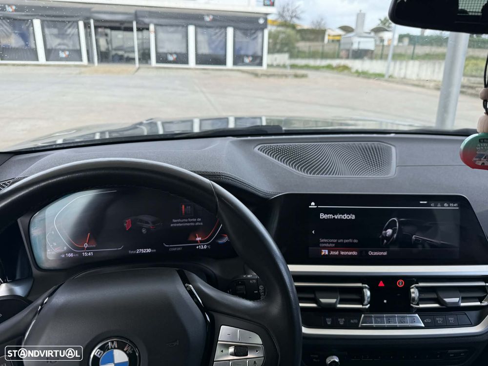 BMW 320 d Line Luxury Auto - 6