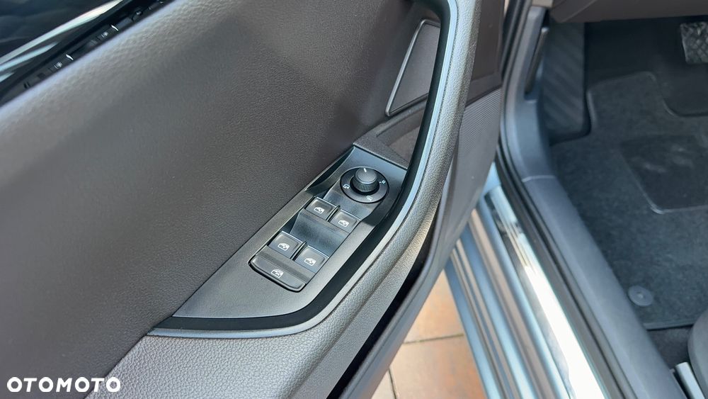 Skoda Superb 2.0 TSI 4x4 L&K DSG - 6