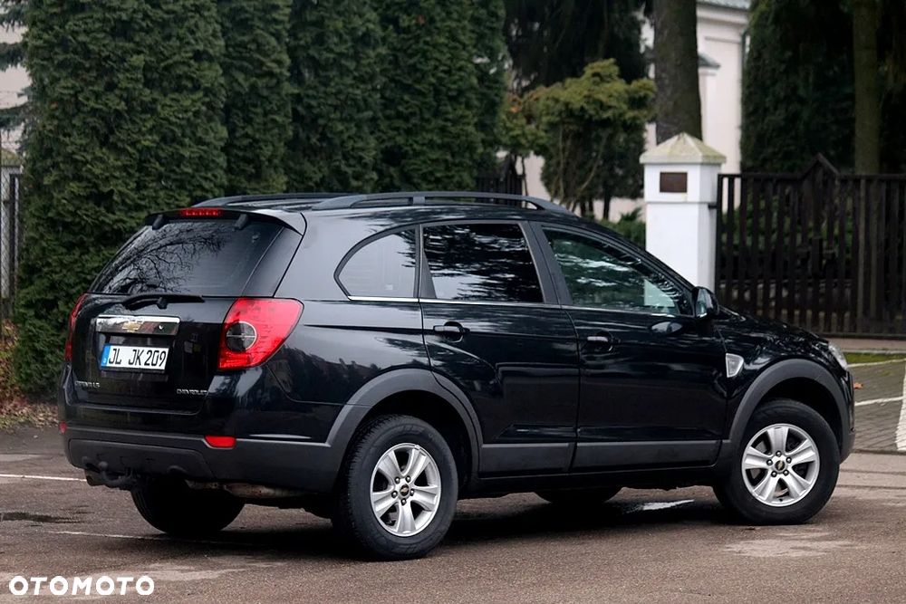 Chevrolet Captiva 2.4 2WD 5 Sitzer LS - 23