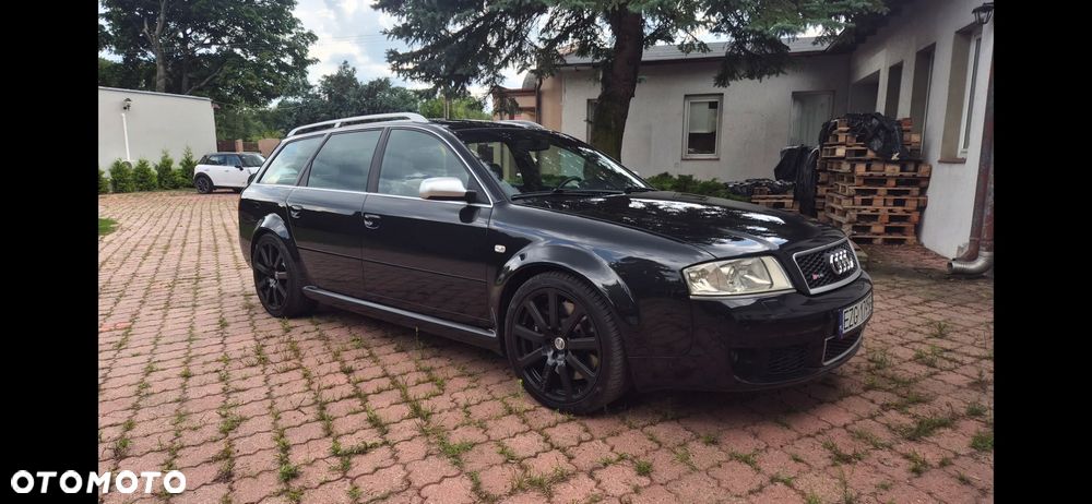 Audi RS6 Avant Standard - 5