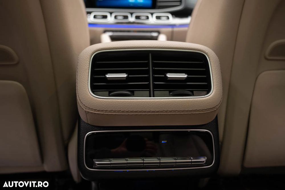 Mercedes-Benz GLS 400 d 4MATIC 9G-TRONIC - 38