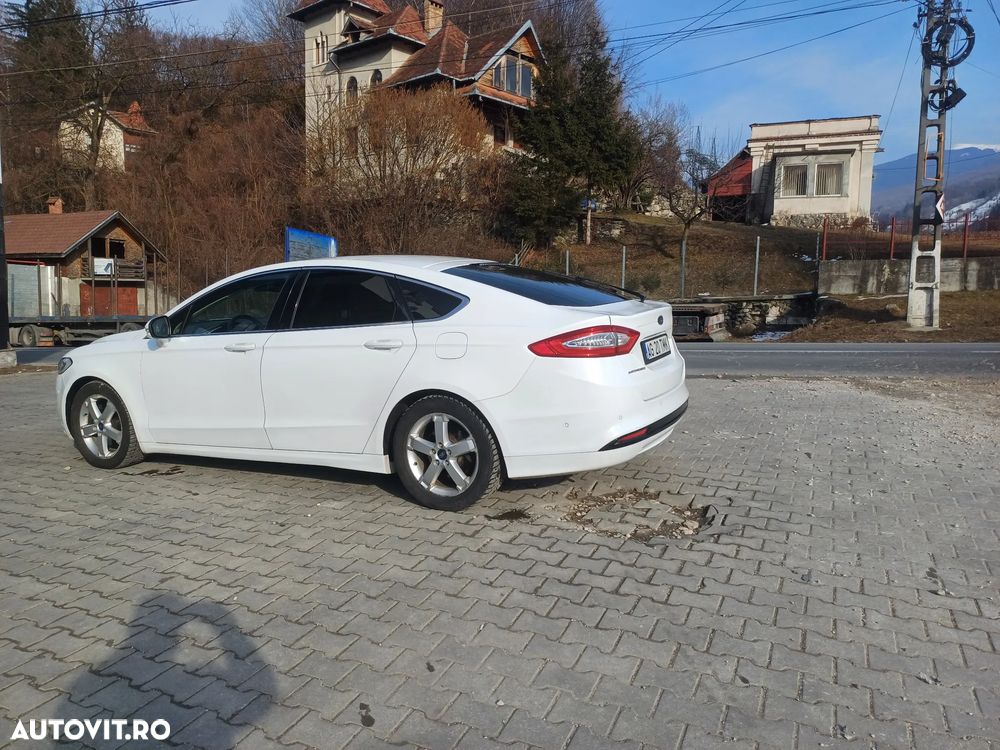 Ford Mondeo 2.0 TDCi Powershift Business - 6