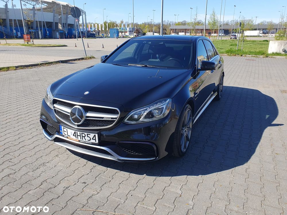 Mercedes-Benz Klasa E 63 AMG S 4-Matic - 1