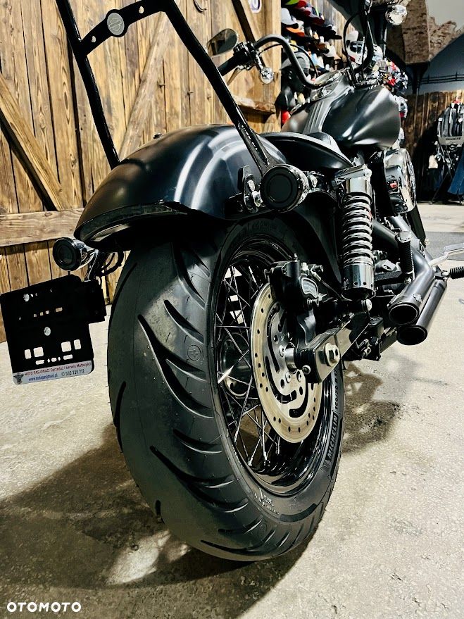 Harley-Davidson Dyna Street Bob - 10