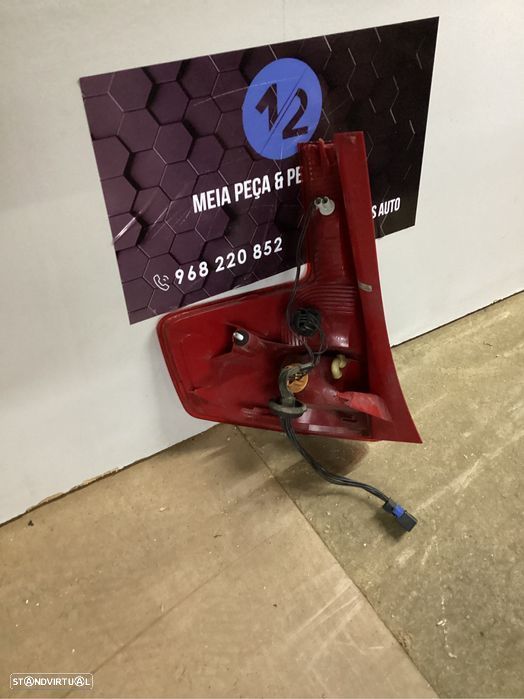 Farolim traseiro direito citroen C4 de 2008 - 2