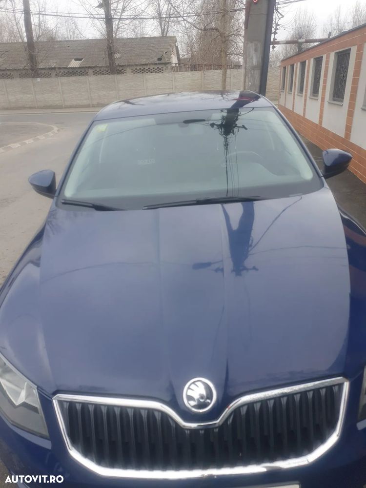 Skoda Octavia 1.6 TDI AMBITION - 13