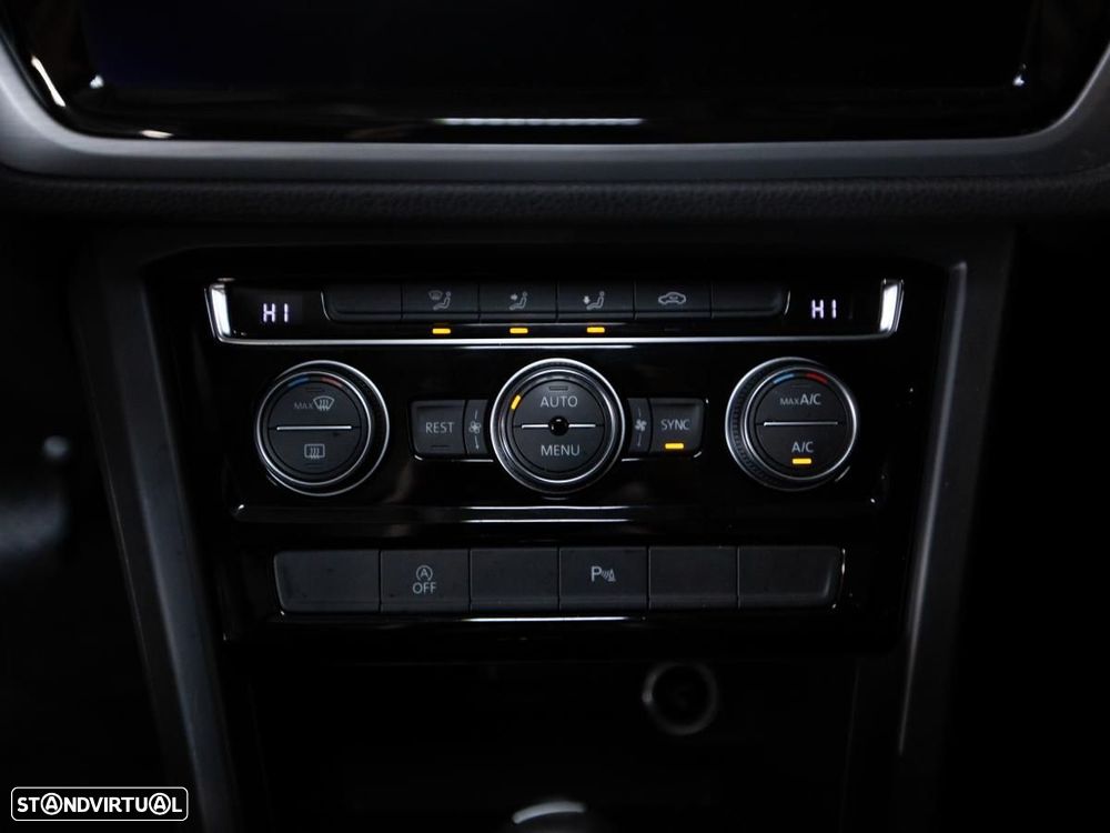 VW Touran 2.0 TDI Confortline DSG - 19