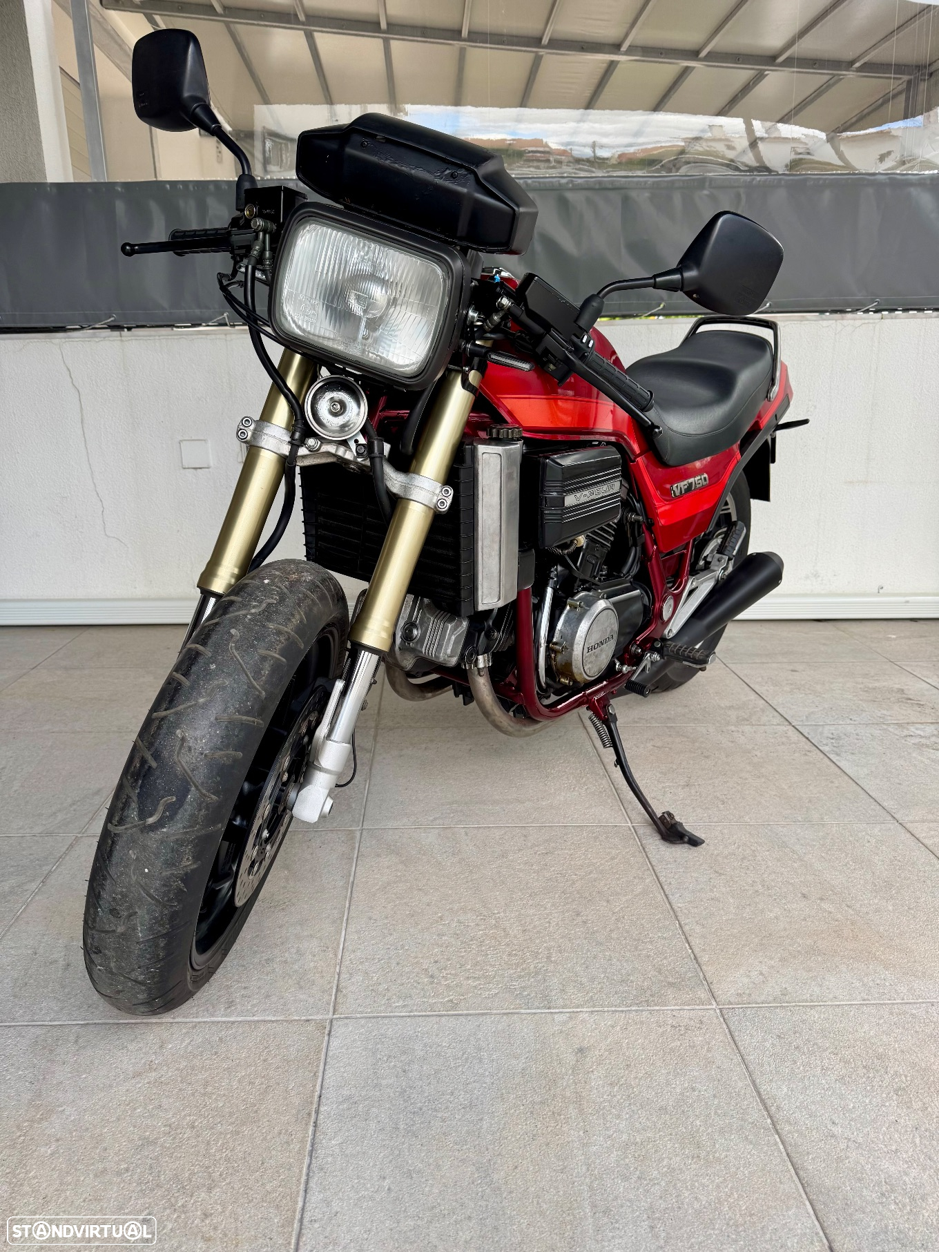 Honda VF Honda VF750 V45 SABRE - 18