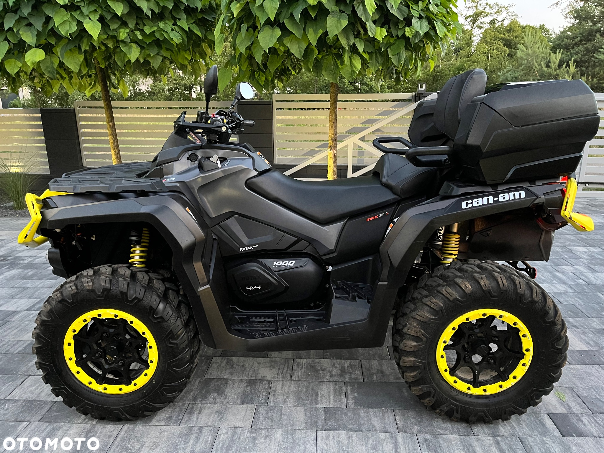 Can-Am Outlander Max