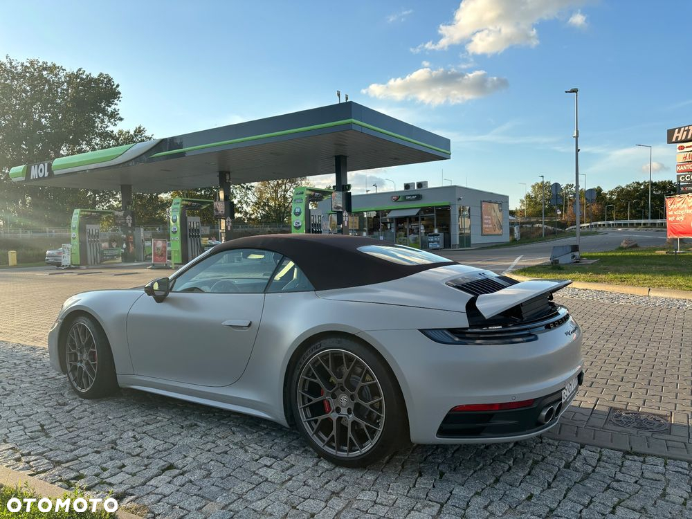 Porsche 911 Carrera 4S Cabrio - 6