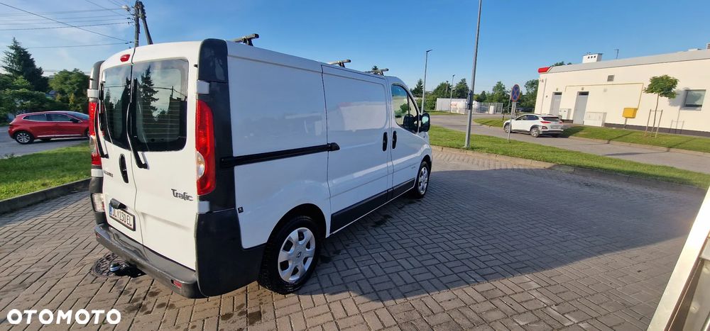 Opel Vivaro - 22