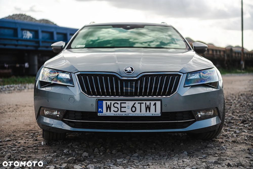 Skoda Superb 2.0 TDI 4x4 L&K - 4