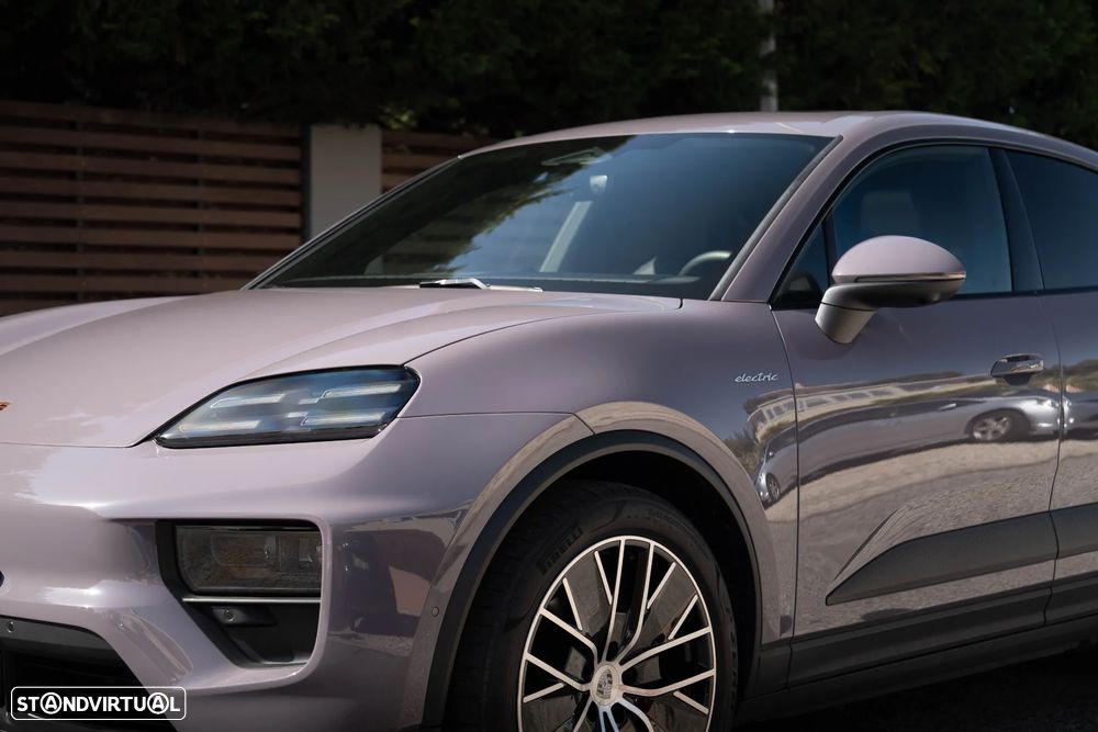 Porsche Macan Electric 4 - 2