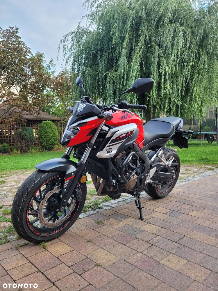 Honda CB - 1