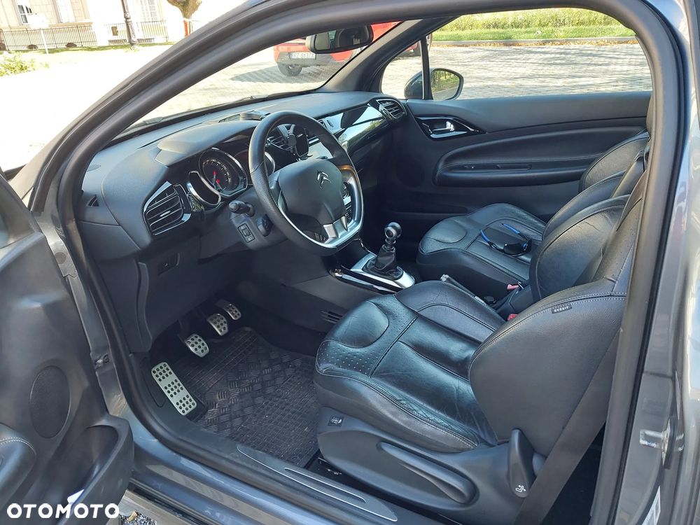 Citroën DS3 1.6 THP Ultra Prestige - 9