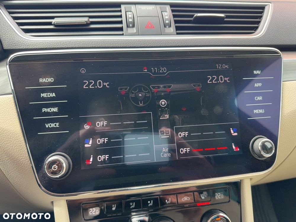Skoda Superb 2.0 TSI Style DSG - 33