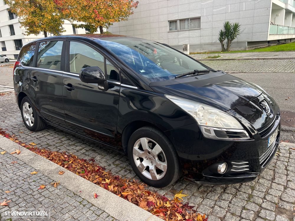 Peugeot 5008 1.6 HDi Executive - 3