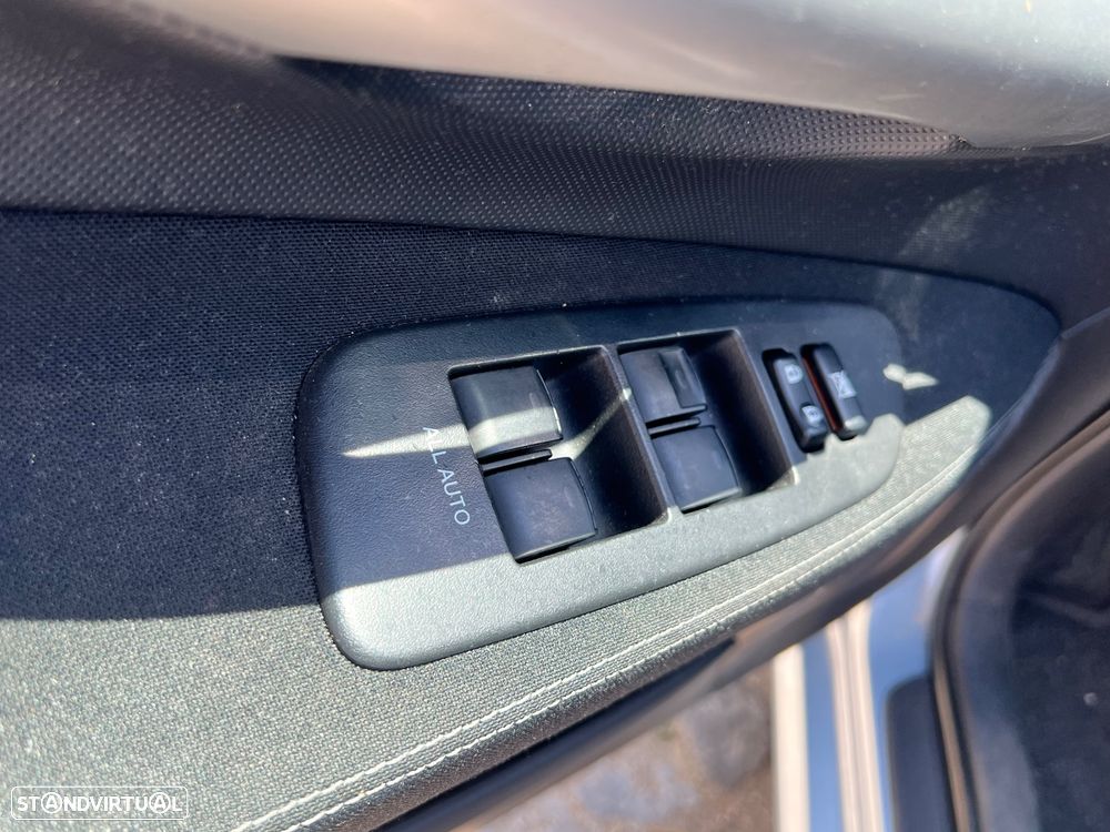Toyota Auris 1.8 HSD Comfort+Navi - 9