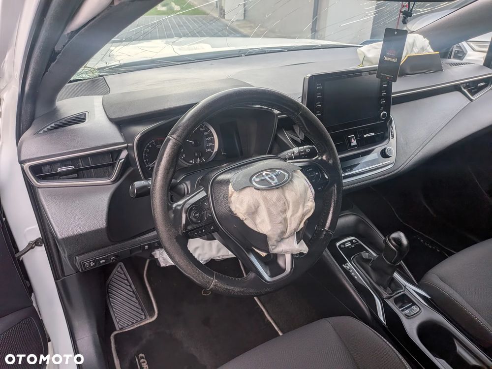 Toyota Corolla 1.8 Hybrid Comfort - 10