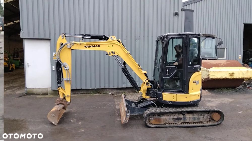 Yanmar VIO38 - 1