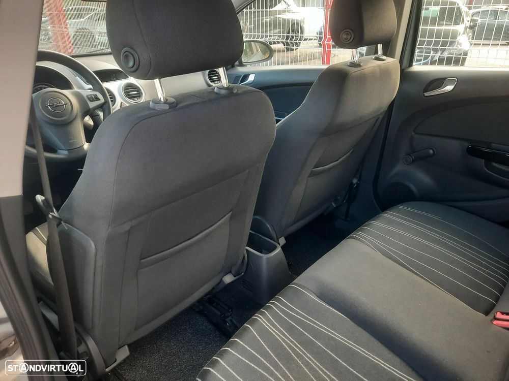 Opel Corsa 1.3 CDTI Enjoy EcoFLEX - 18