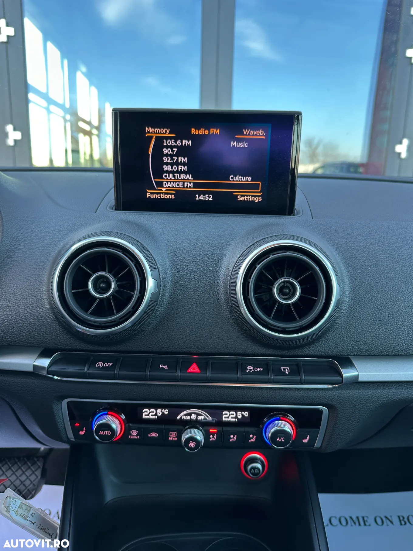 Audi A3 Sportback 1.4 TFSI Stronic Attraction - 29