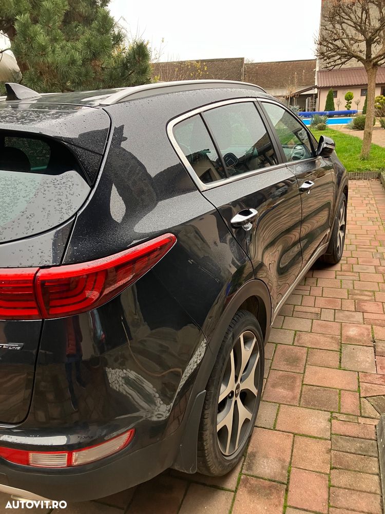 Kia Sportage 2,0 CRDI AWD GT Line - 5