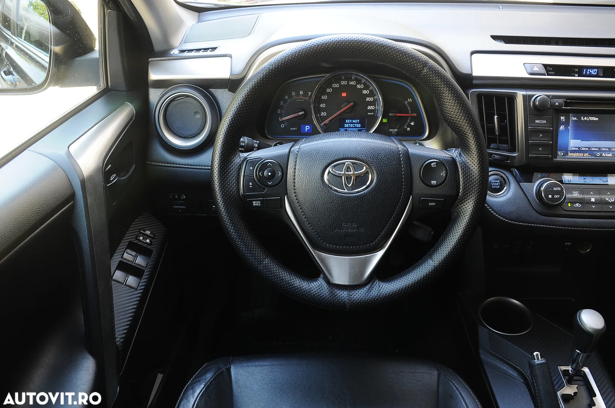 Toyota RAV4 2.2 D-4CAT 4WD Aut Luxury - 14