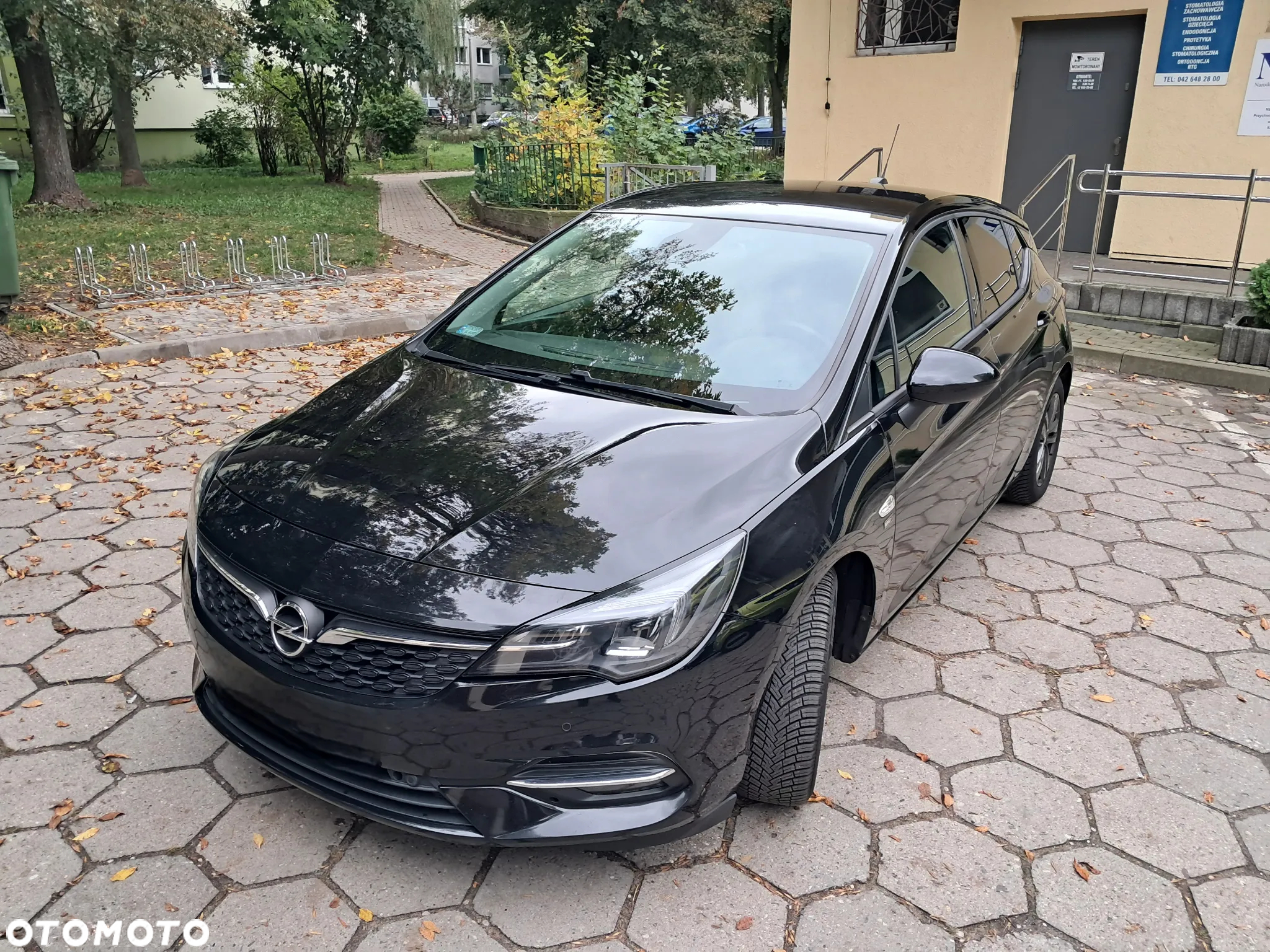 Opel Astra 1.2 Turbo Business Elegance - 2