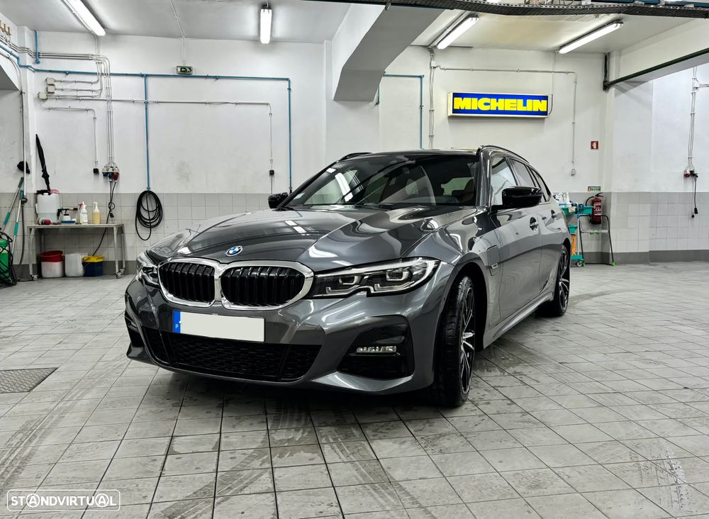 BMW 330 e Pack Desportivo M Auto - 2