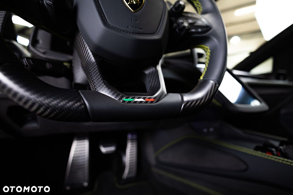 Lamborghini Revuelto - 27