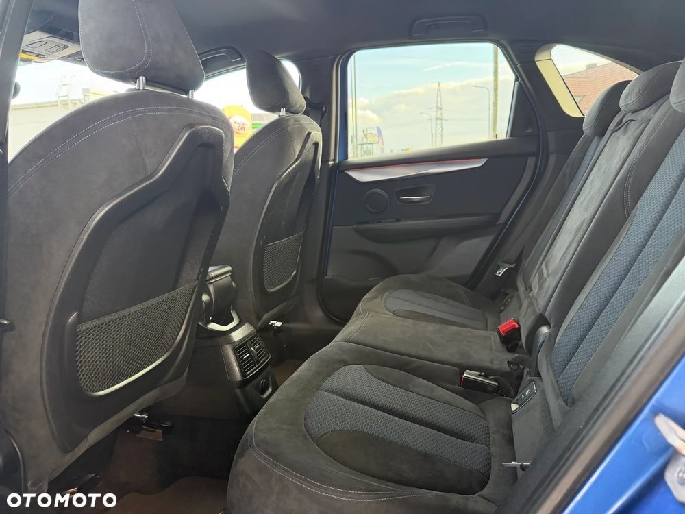 BMW Seria 2 218d Sport-Aut M Sport - 25