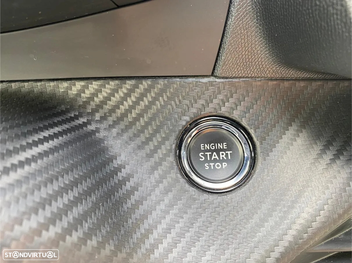 Peugeot e-2008 50 kWh GT Pack - 44