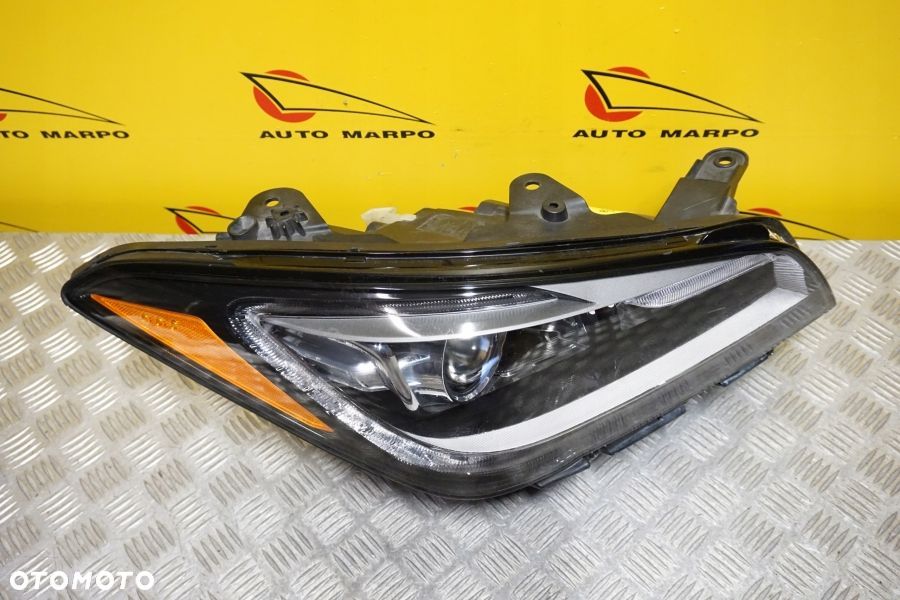 HYUNDAI GENESIS G80 SEDAN 2015 - REFLEKTOR LAMPA XENON LED PRAWA USA - 5
