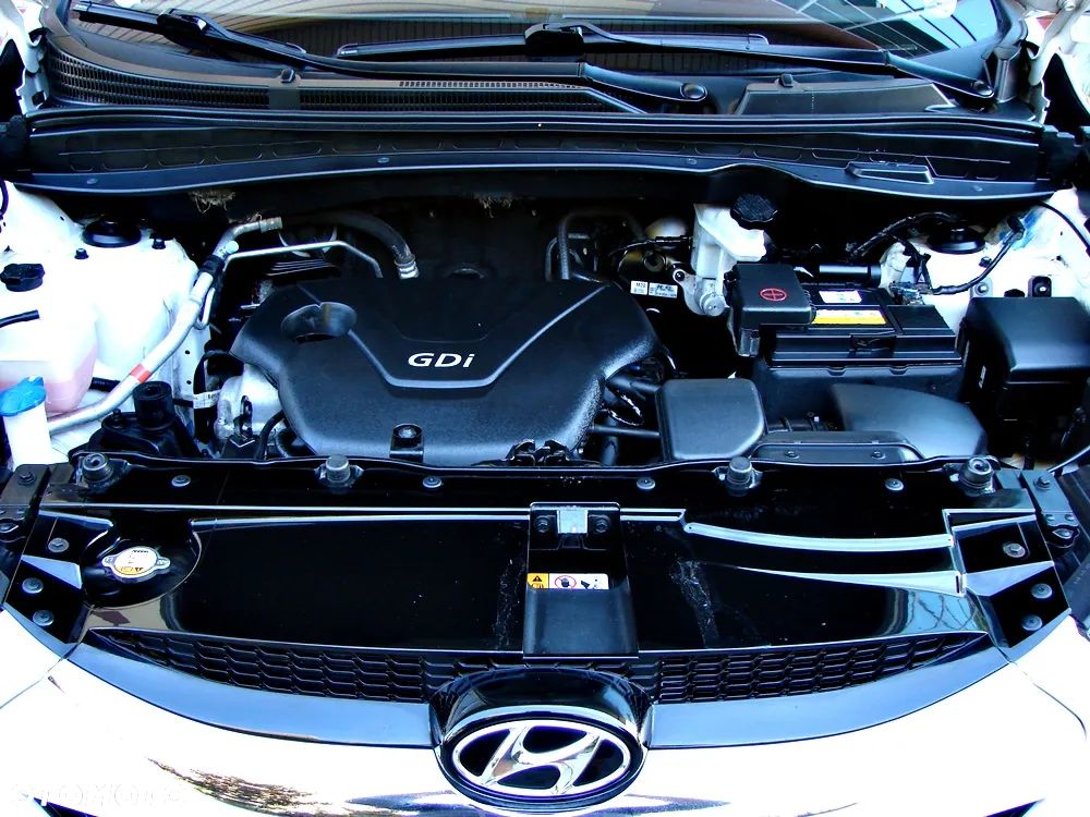Hyundai ix35 1.6 2WD Fifa World Cup Edition - 17
