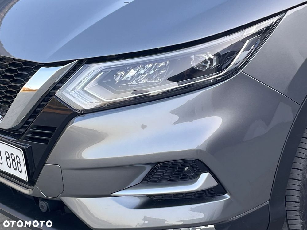 Nissan Qashqai 1.6 dCi Xtronic TEKNA+ - 9