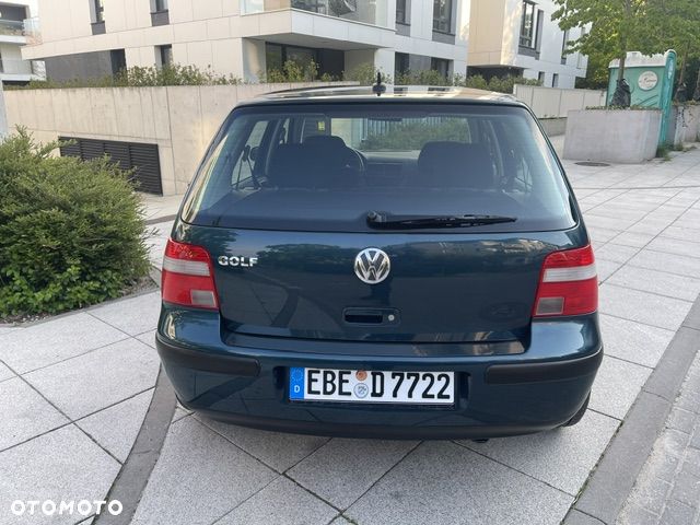 Volkswagen Golf - 5