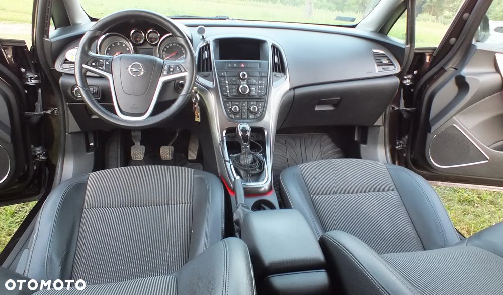 Opel Astra 1.4 Turbo - 17