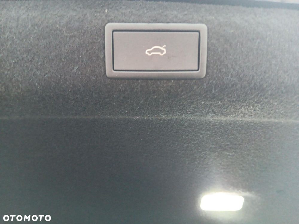 Skoda Superb 2.0 TSI DSG Sportline - 27