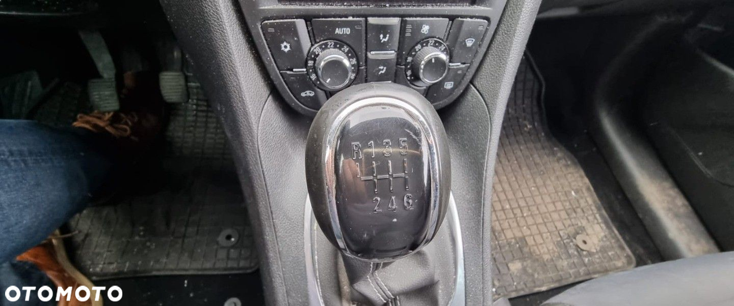 Opel Meriva - 13