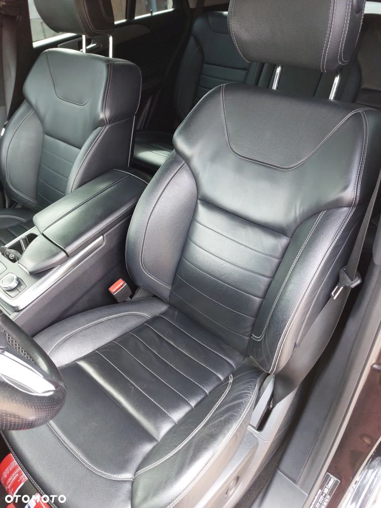 Mercedes-Benz ML - 23