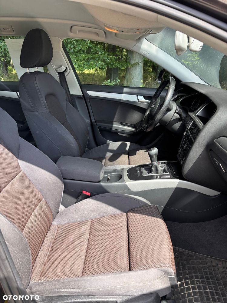 Audi A4 Allroad 2.0 TDI Quattro - 11