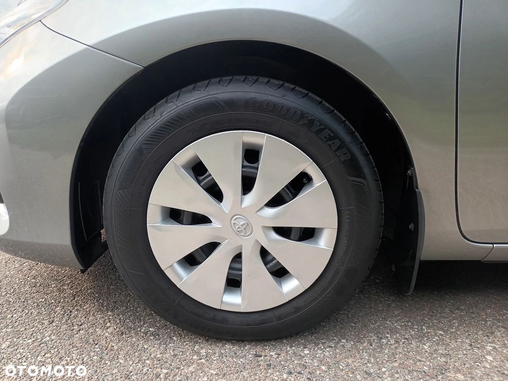 Toyota Auris 1.6 Life+ - 28