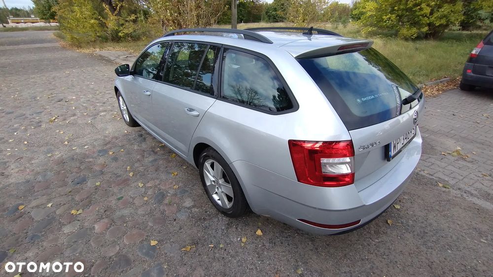 Skoda Octavia ver-1-6-tdi-ambition - 2