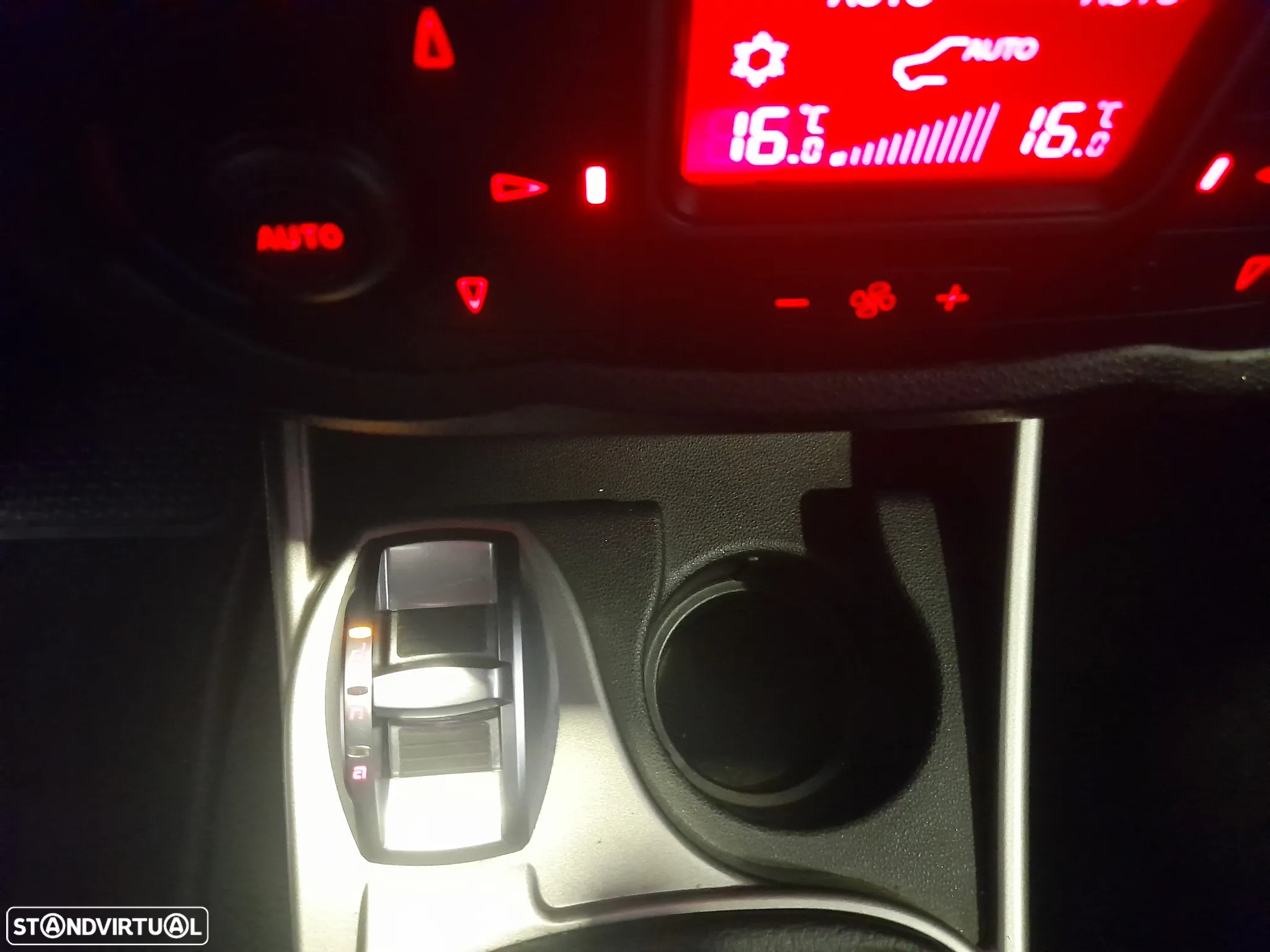 Alfa Romeo MiTo 1.3 JTD SBK S&S - 13
