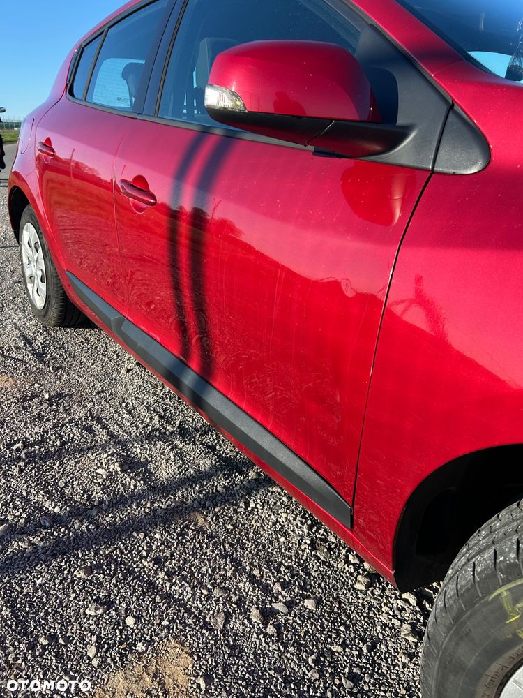 Renault Megane 1.5 dCi Dynamique - 8