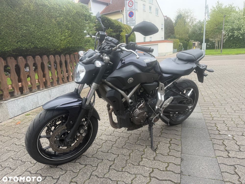 Yamaha MT - 1