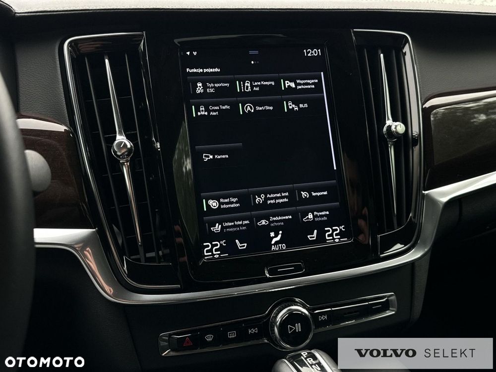 Volvo S90 - 26