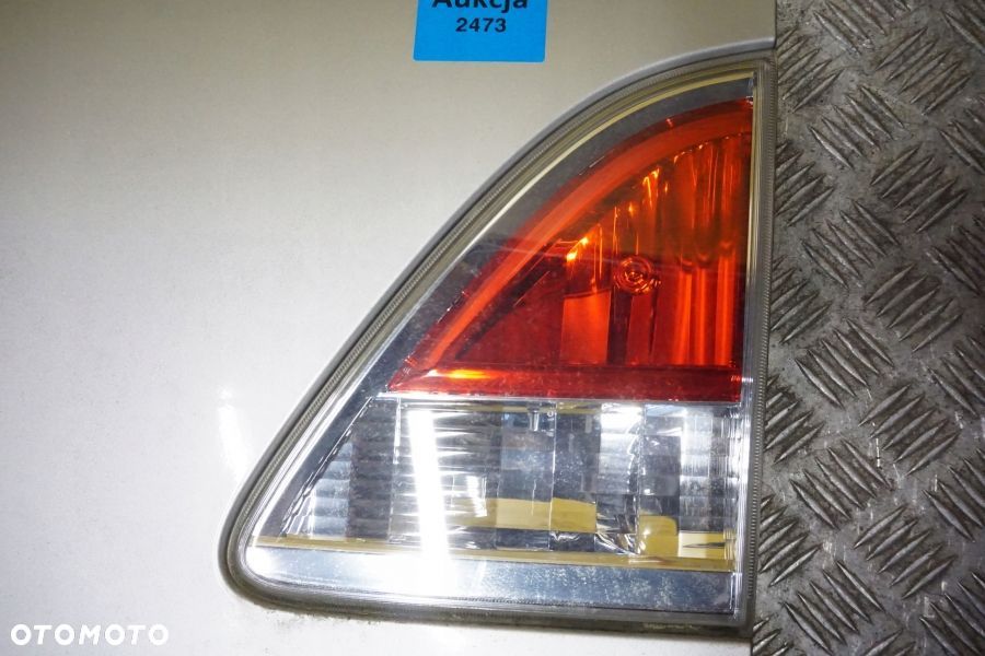 MAZDA BT50 BT-50 2016 2017 - Klapa Tylna Bagażnika Burta Tył Lampa USA - 7
