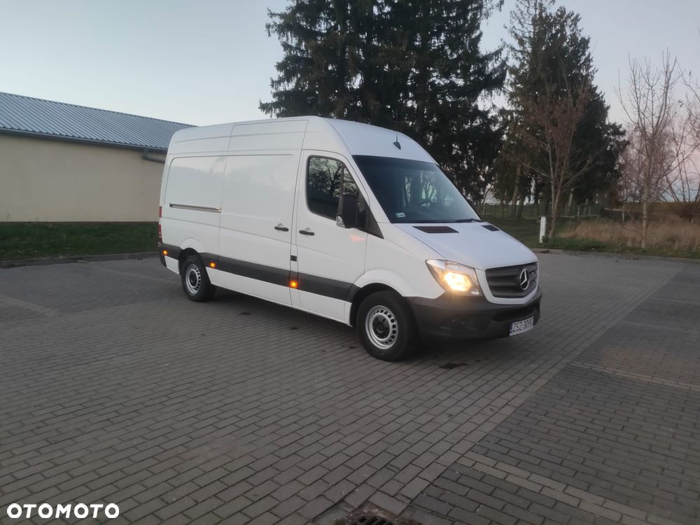 Mercedes-Benz SPRINTER - 1